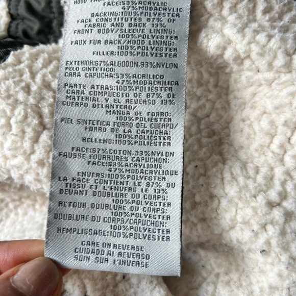 Levi’s faux fur lined jacket size M parka hooded - Picture 6 of 9